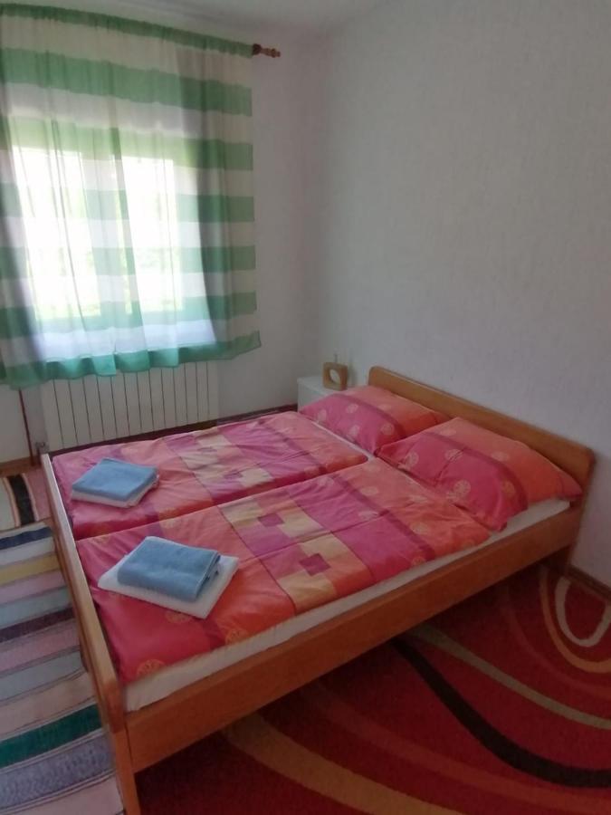 Apartman Juka Krasno Polje Eksteriør bilde